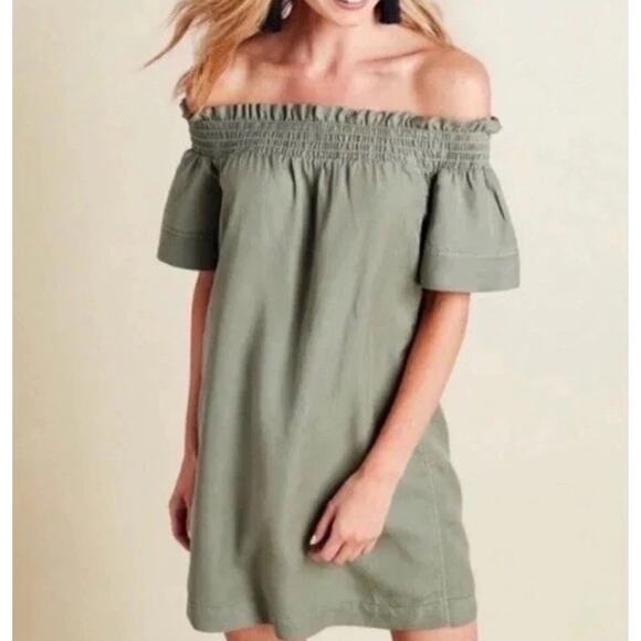 Vineyard Vines Green Madison Mini Dress Off-Shoulder Small Sage Smocked Preppy - Picture 1 of 7
